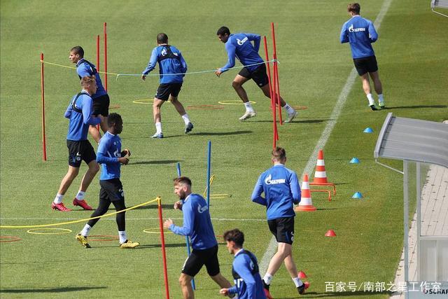 崔永熙未登场篮网不敌活塞 独行侠送魔术3连败